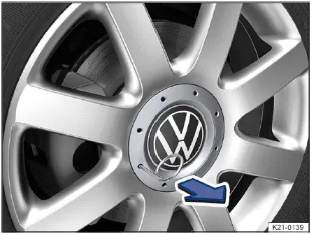 Volkswagen ID.4 Radmittenblende entfernen Werkzeug Anwendung