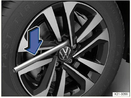 Volkswagen ID.4 Radschrauben lösen Werkzeug korrekt anwenden